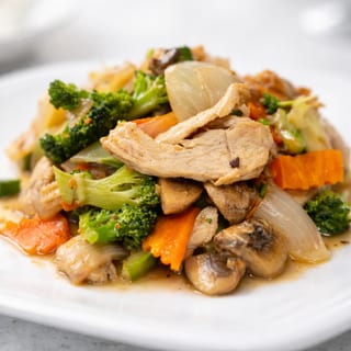 (L) Chicken with Mixed Vegetables Stir Fry